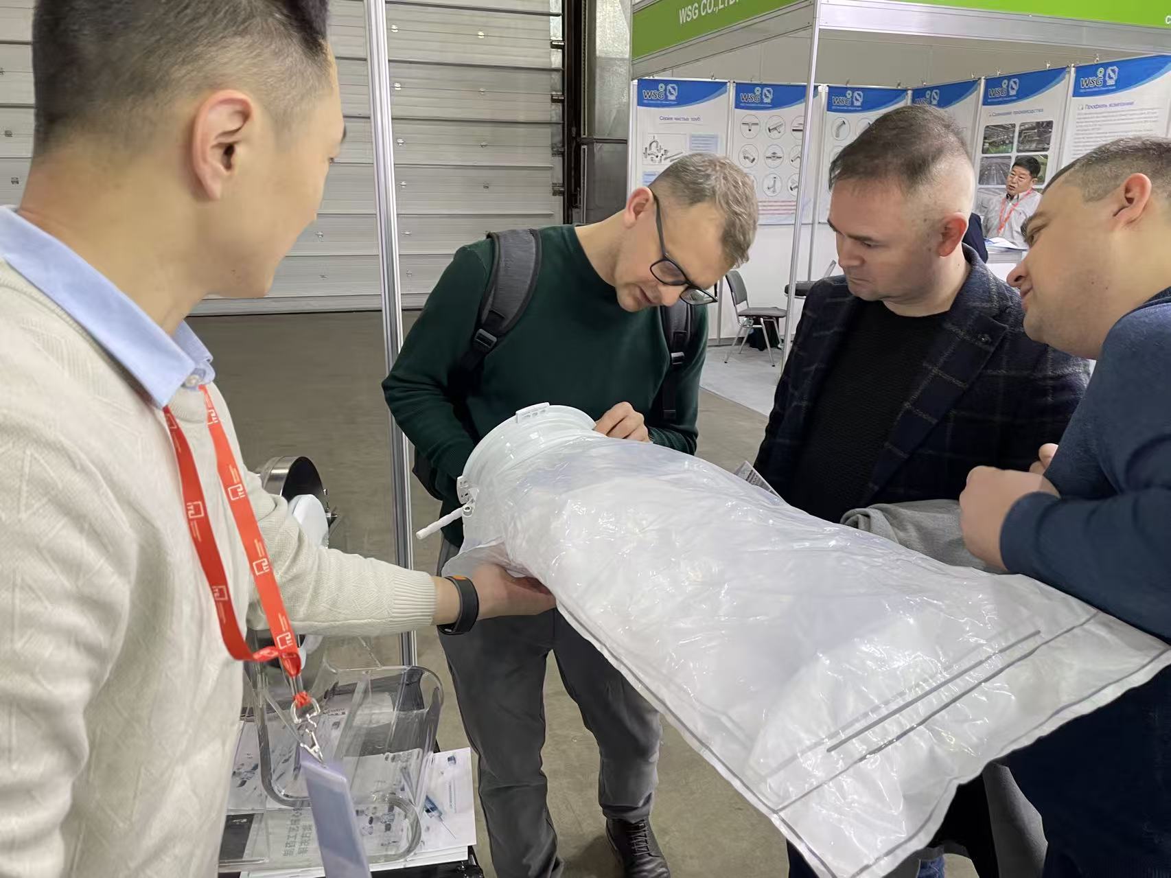 Shanghai Yiling showcases at Pharmtech & Ingredients 2025- Shanghai ...